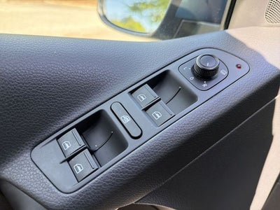 2017 Volkswagen Tiguan Limited 2.0T