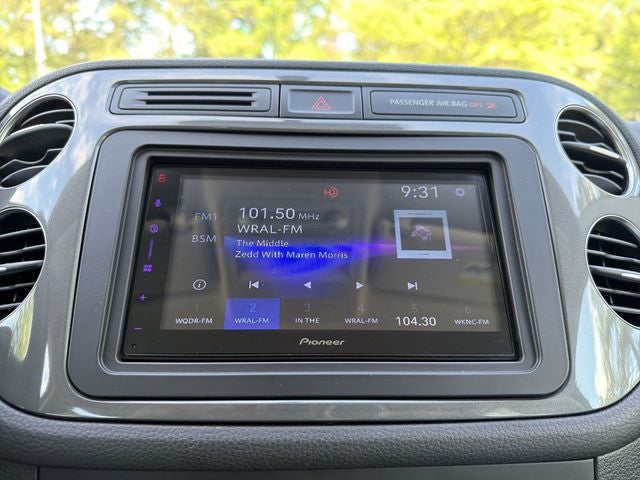 2017 Volkswagen Tiguan Limited 2.0T