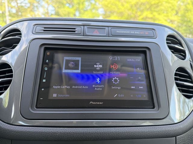 2017 Volkswagen Tiguan Limited 2.0T