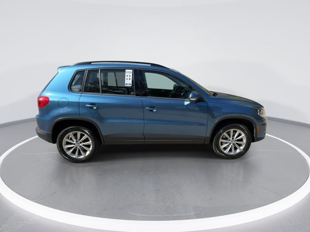 2017 Volkswagen Tiguan Limited 2.0T