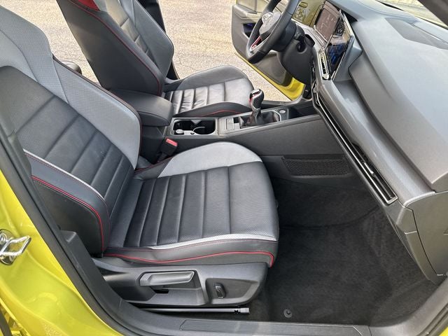 2022 Volkswagen Golf GTI Autobahn