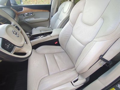 2017 Volvo XC90 T6 Inscription