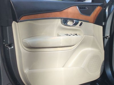 2017 Volvo XC90 T6 Inscription