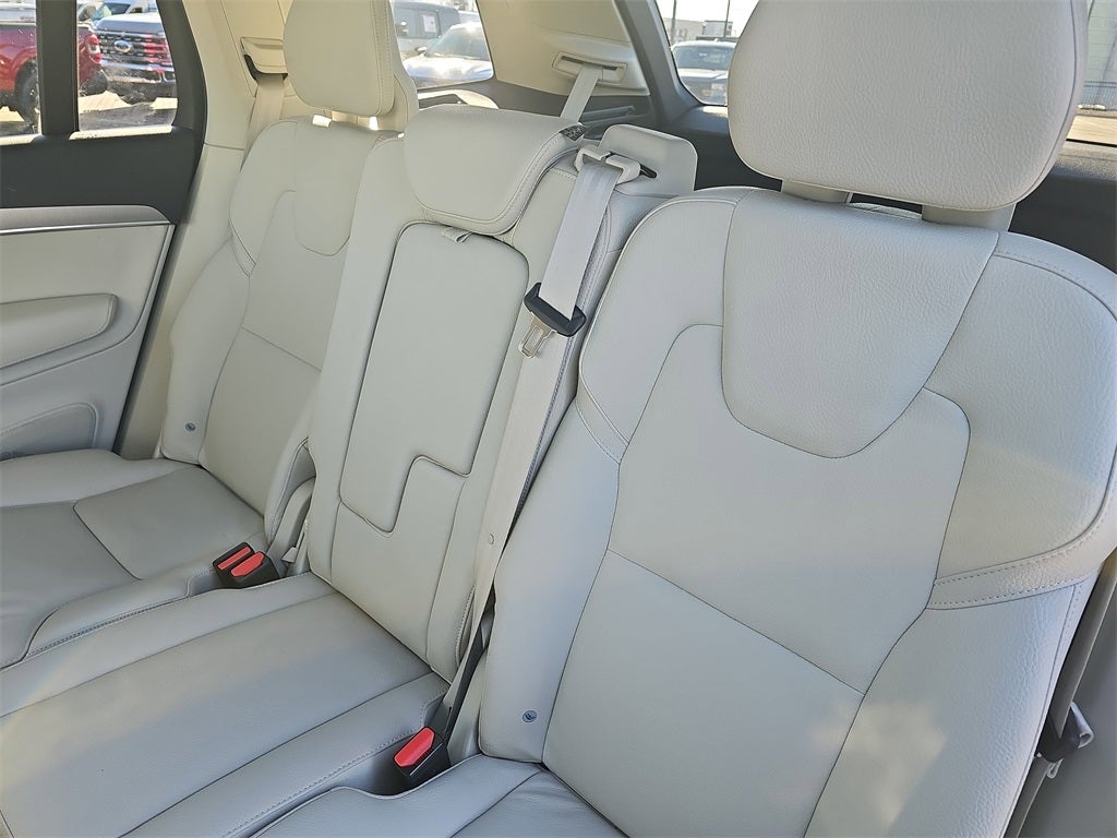 2023 Volvo XC90 B5 Core
