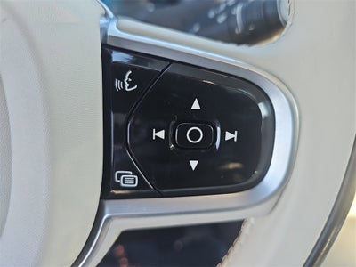 2023 Volvo XC90 B5 Core