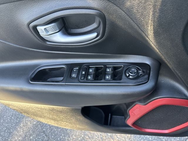 2020 Jeep Renegade Trailhawk