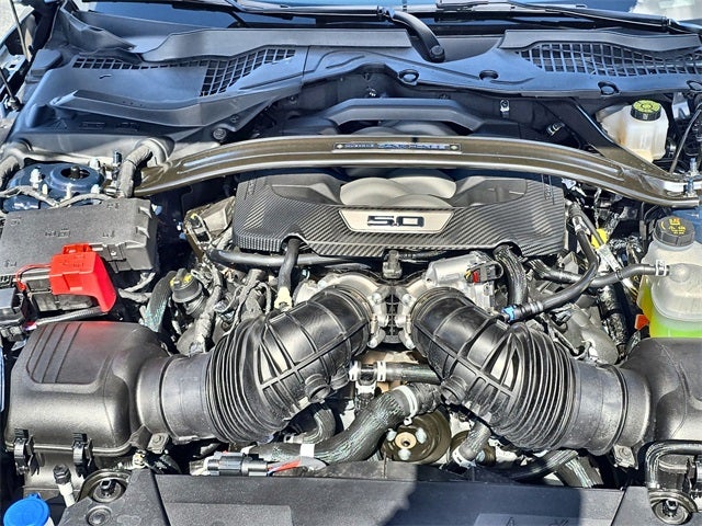 2025 Ford Mustang Dark Horse