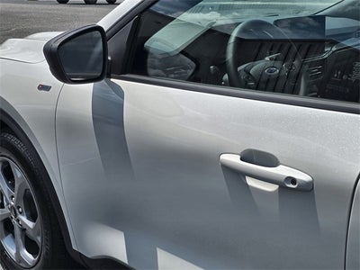 2025 Ford Escape Hybrid ST-Line