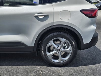 2025 Ford Escape Hybrid ST-Line