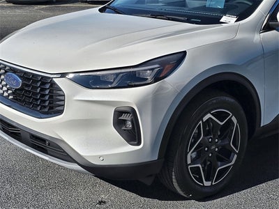 2026 Ford Escape Hybrid Platinum