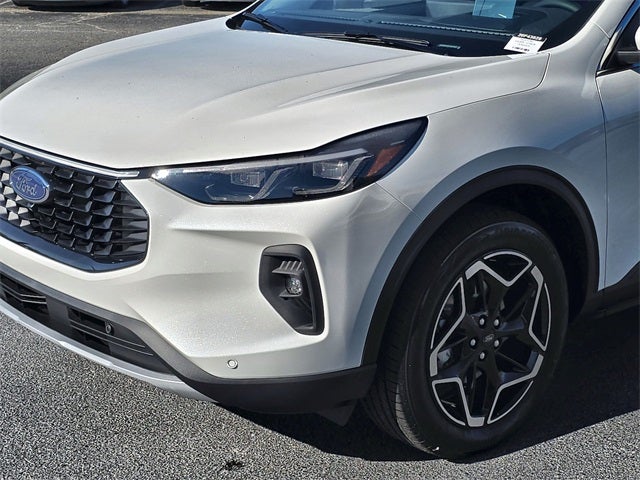 2026 Ford Escape Hybrid Platinum