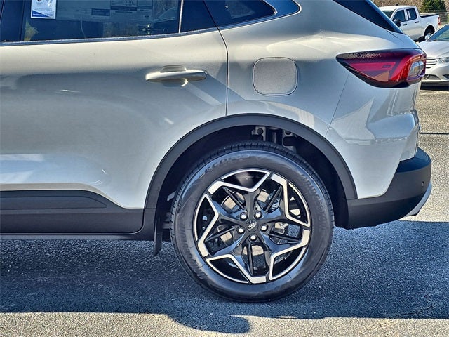 2026 Ford Escape Hybrid Platinum