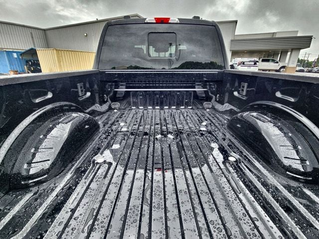 2025 Ford F-350SD Platinum