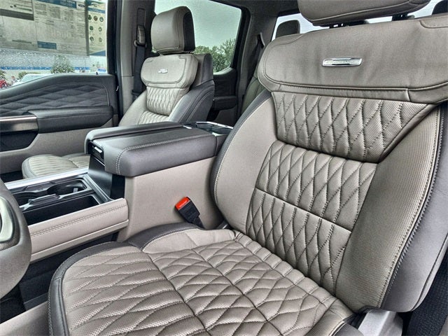 2025 Ford F-350SD Platinum