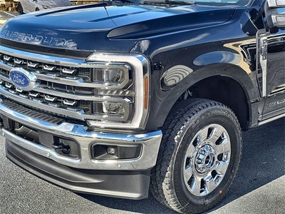 2026 Ford F-350SD Lariat