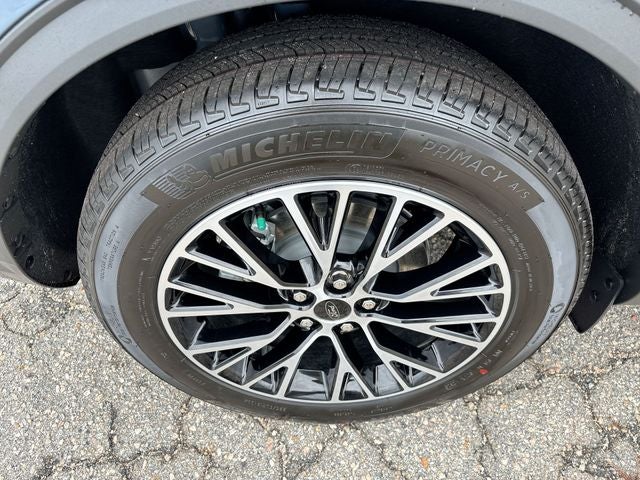 2025 Ford Escape Plug-In Hybrid Base