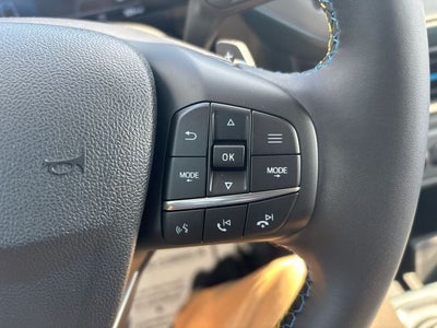 2025 Ford Maverick Lobo Standard