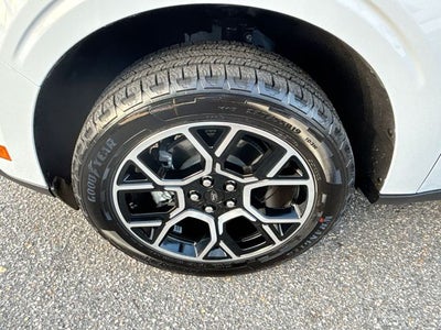 2025 Ford Maverick Lariat