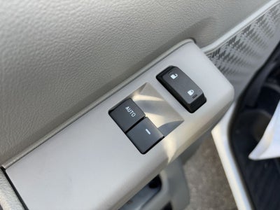 2025 Ford E-350SD Base Cutaway