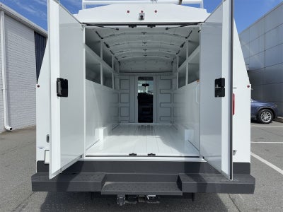 2025 Ford E-350SD Base Cutaway