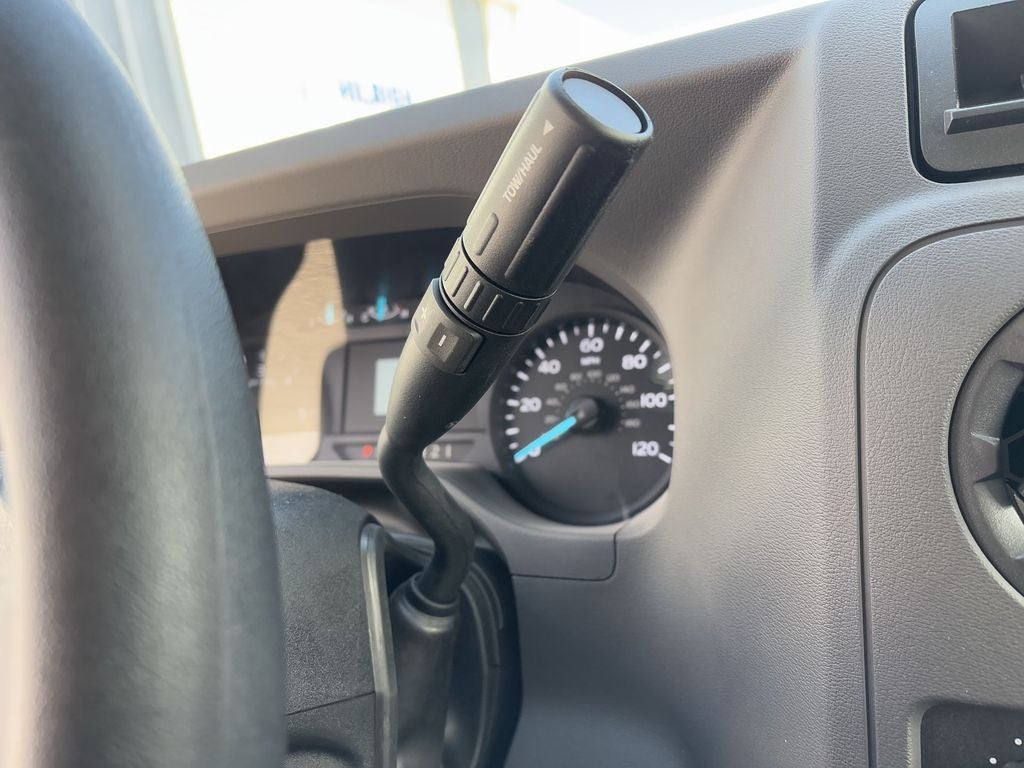 2025 Ford E-350SD Base Cutaway