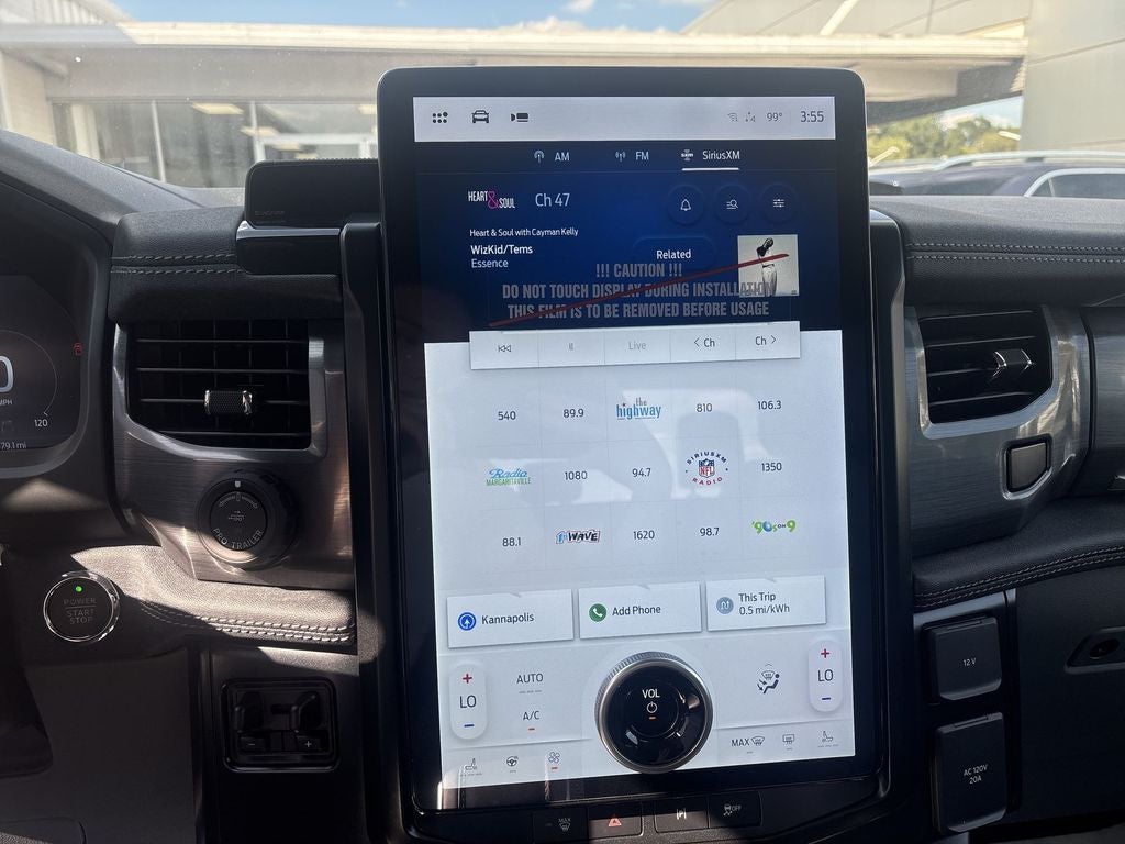 2025 Ford F-150 Lightning Flash