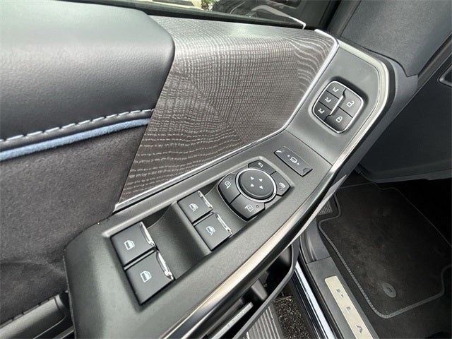 2025 Ford F-250SD Platinum