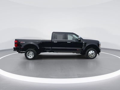 2026 Ford F-450SD Platinum DRW