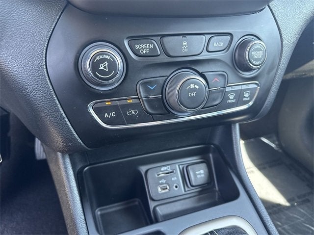 2017 Jeep Cherokee Altitude