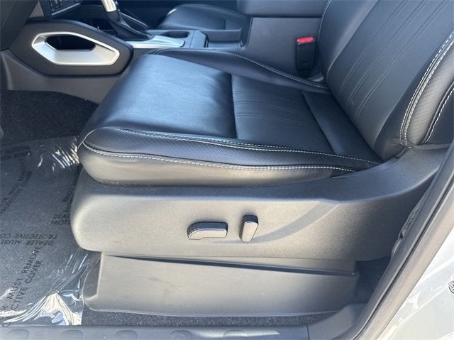 2024 Nissan Frontier SL