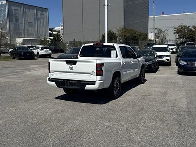 2024 Nissan Frontier SL