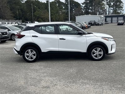 2024 Nissan Kicks S