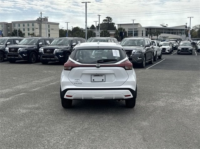 2024 Nissan Kicks S