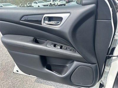 2018 Nissan Pathfinder S