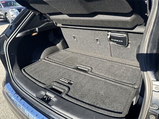 2021 Nissan Rogue Sport SV