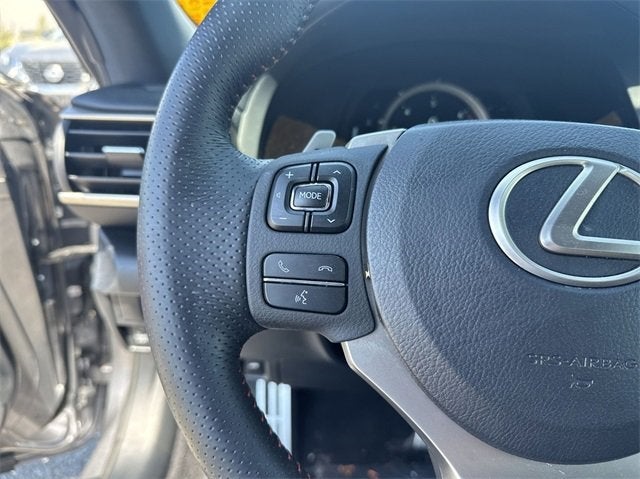 2016 Lexus RC 200t 200t