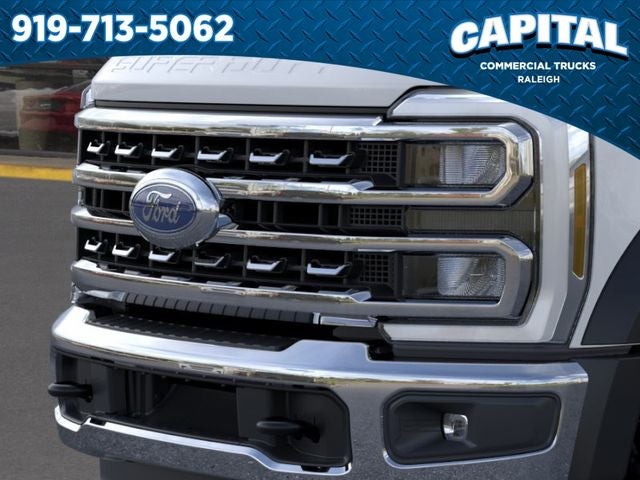 2025 Ford F-550SD LARIAT GOOSENECK Commercial