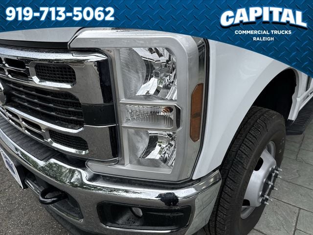 2026 Ford F-350SD GOOSENECK Commercial