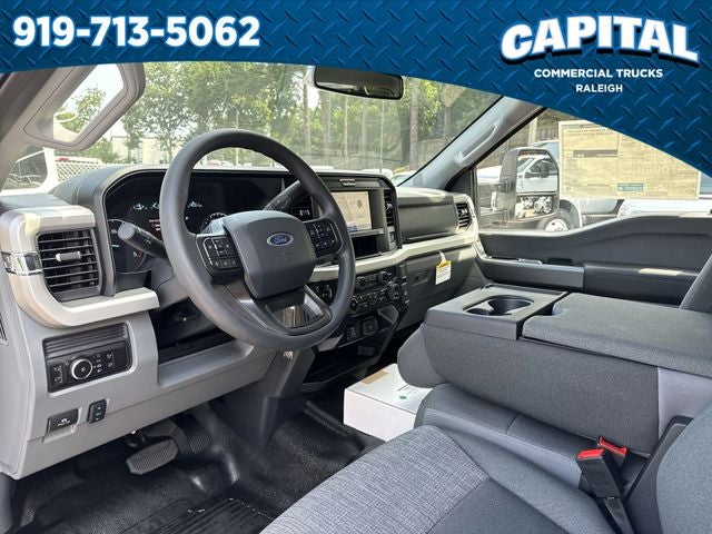 2025 Ford F-450SD XLT Commercial