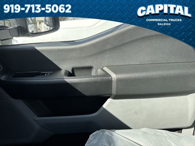 2025 Ford F-450SD GOOSENECK Commercial