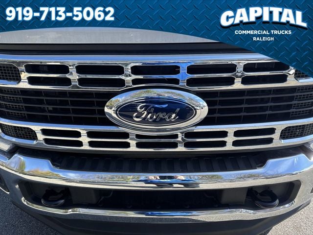 2025 Ford F-450SD GOOSENECK Commercial