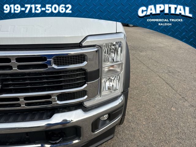 2026 Ford F-450SD GOOSENECK Commercial