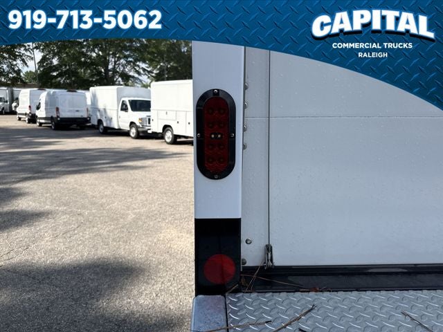 2025 Ford F-550SD 16FT BOX/LIFTGATE Commercial