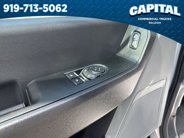 2025 Ford F-550SD 16FT BOX/LIFTGATE Commercial