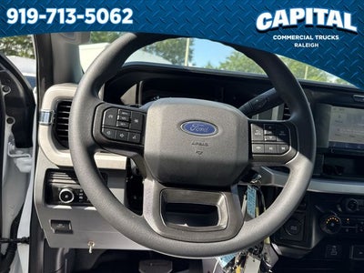 2025 Ford F-550SD 16FT BOX/LIFTGATE Commercial