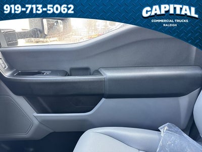 2025 Ford F-550SD 16FT BOX/LIFTGATE Commercial