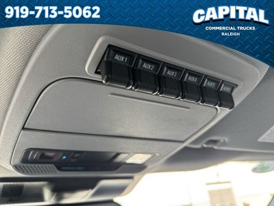 2025 Ford F-550SD 16FT BOX/LIFTGATE Commercial