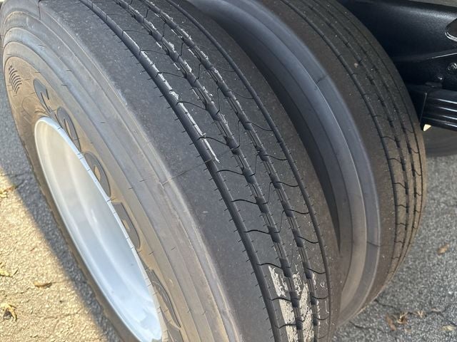 2026 Ford F-750SD 26FT BOX/RAILGATE Commercial