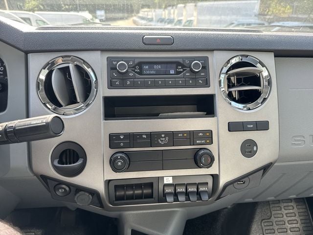 2026 Ford F-750SD 26FT BOX/RAILGATE Commercial