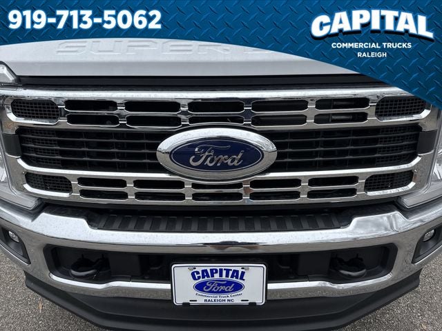 2024 Ford F-350SD FREEDOM BODY Commercial